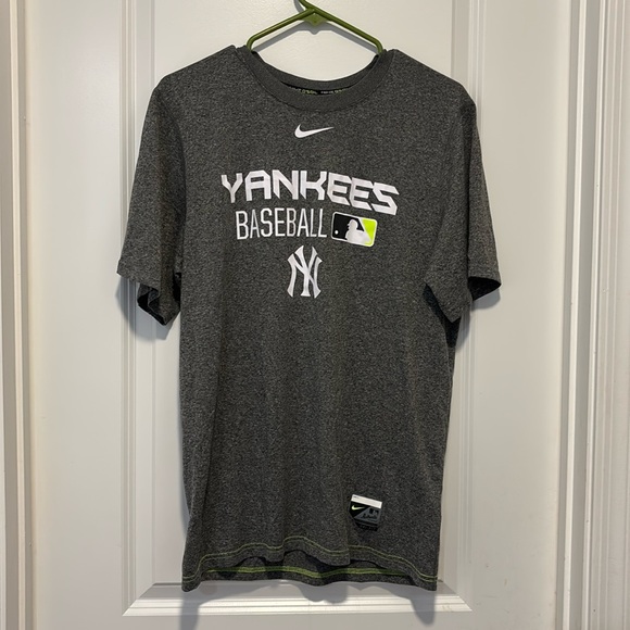 Nike NewYork Yankees active authentic‎ collection sports tee unisex baseball S - Picture 1 of 6